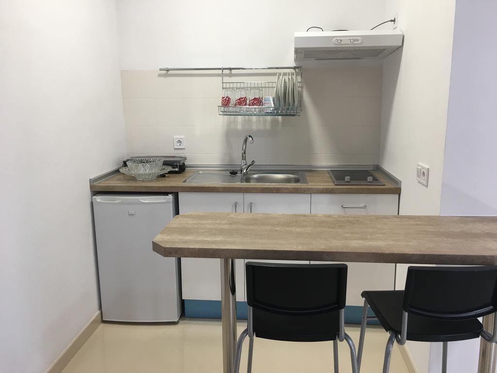 Apartamentos Carmen Teresa Torremolinos Bagian luar foto